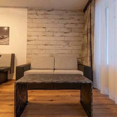 Apartamento A Casa Rubin & *