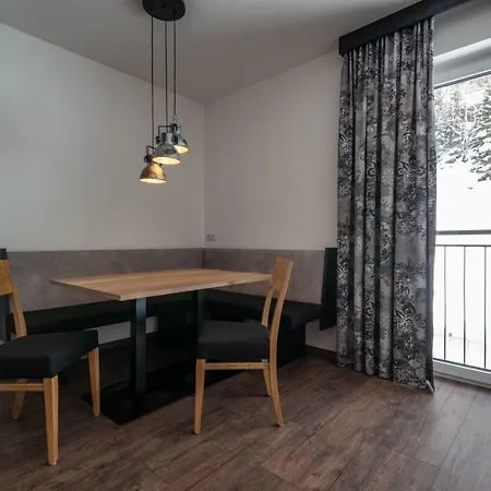 Apartamento A Casa Rubin & *