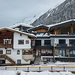A Casa Rubin & Apartman Sölden